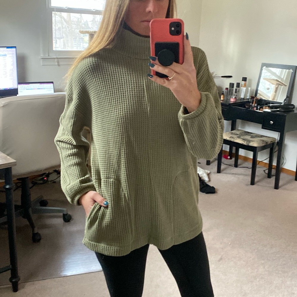 UpWest Cozy Mockneck Waffle Long Sleeve Top with Pockets
